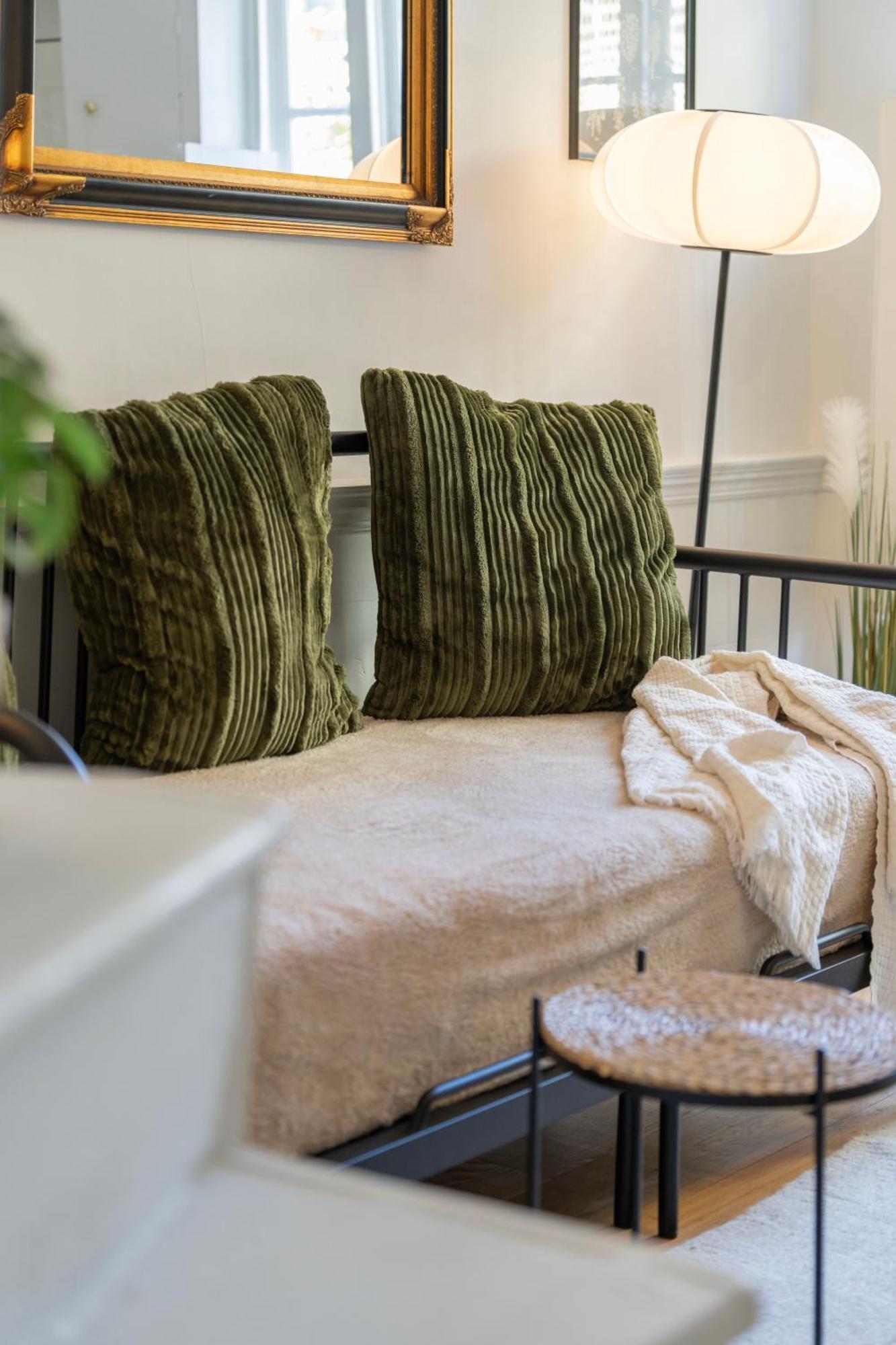 Gorgeous 2Bed House In New Road Apartment London Exterior photo